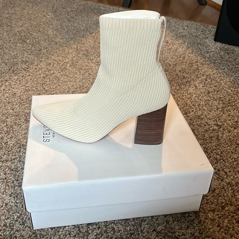 Ankle boots